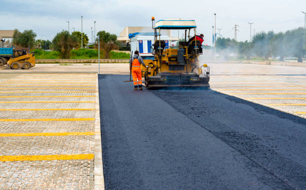 Best Professional Driveway Pavers  in Lebanon, OH